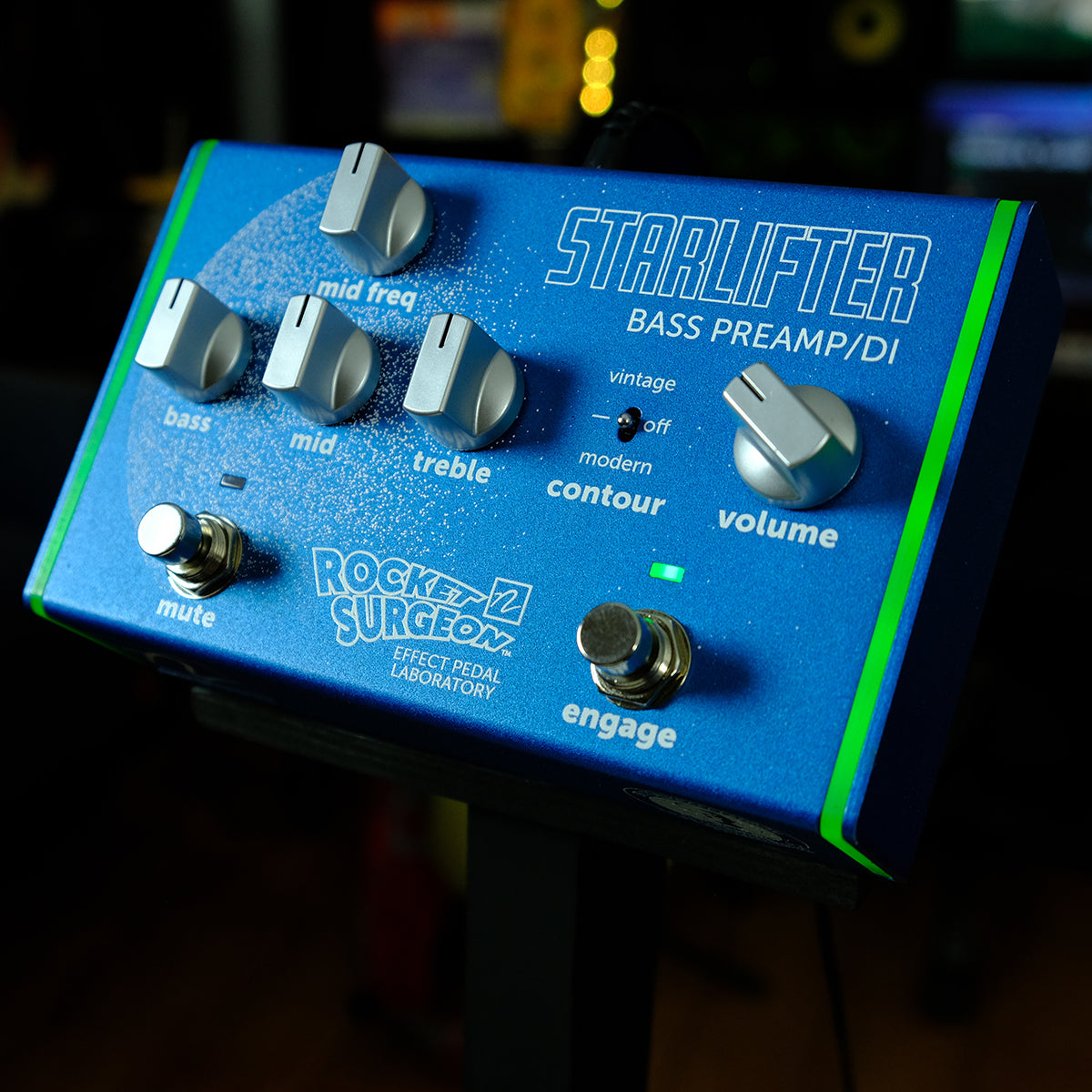 Front view of Nordstrand Rocket Surgeon Starlifter Bass Preamp Pedal
