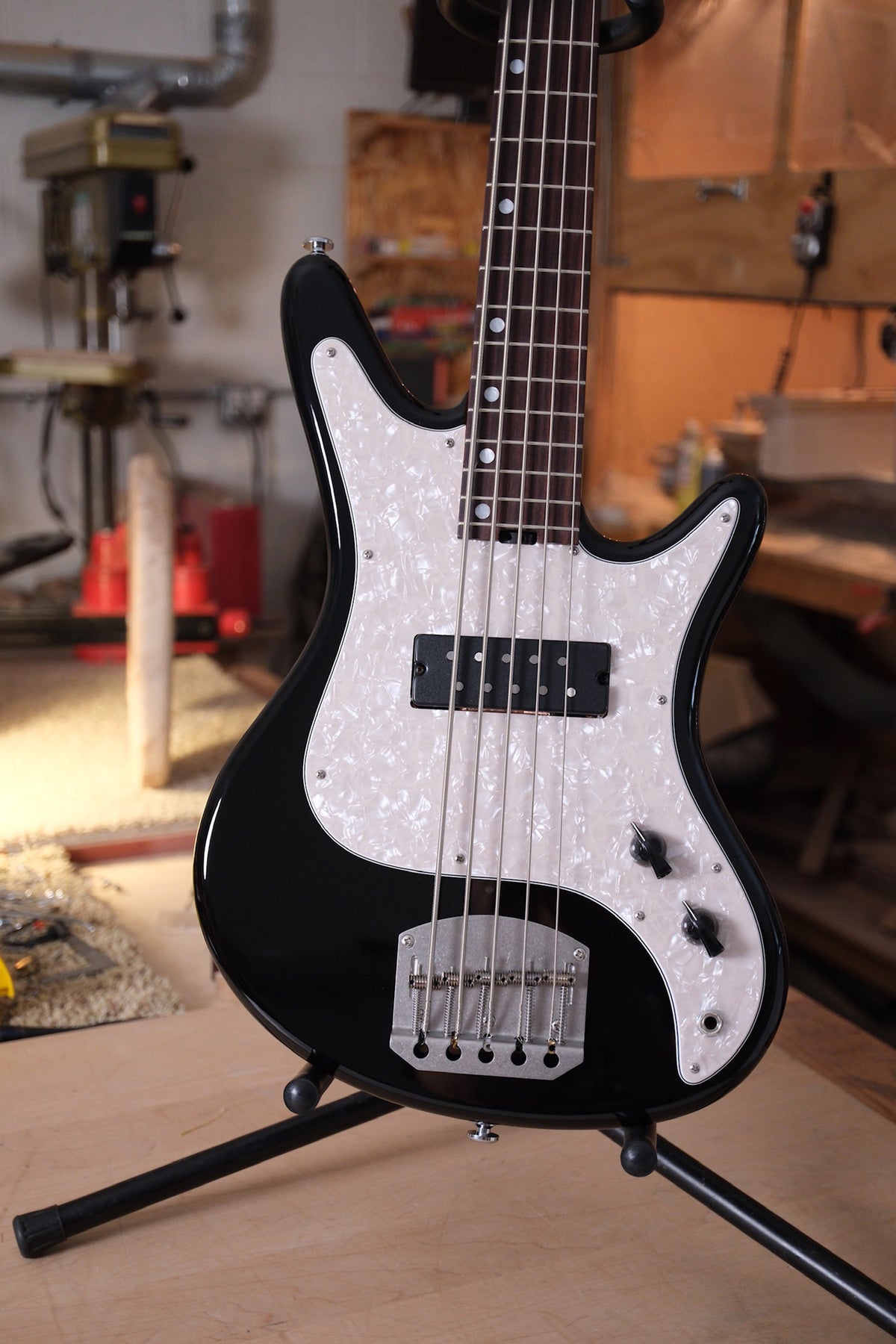 front body photo of the Acinonyx V Short Scale Bass Guitar - Black