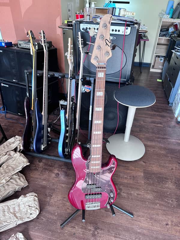 Pre-Owned 2008  Nordy vPJ5 Trans Wine Red