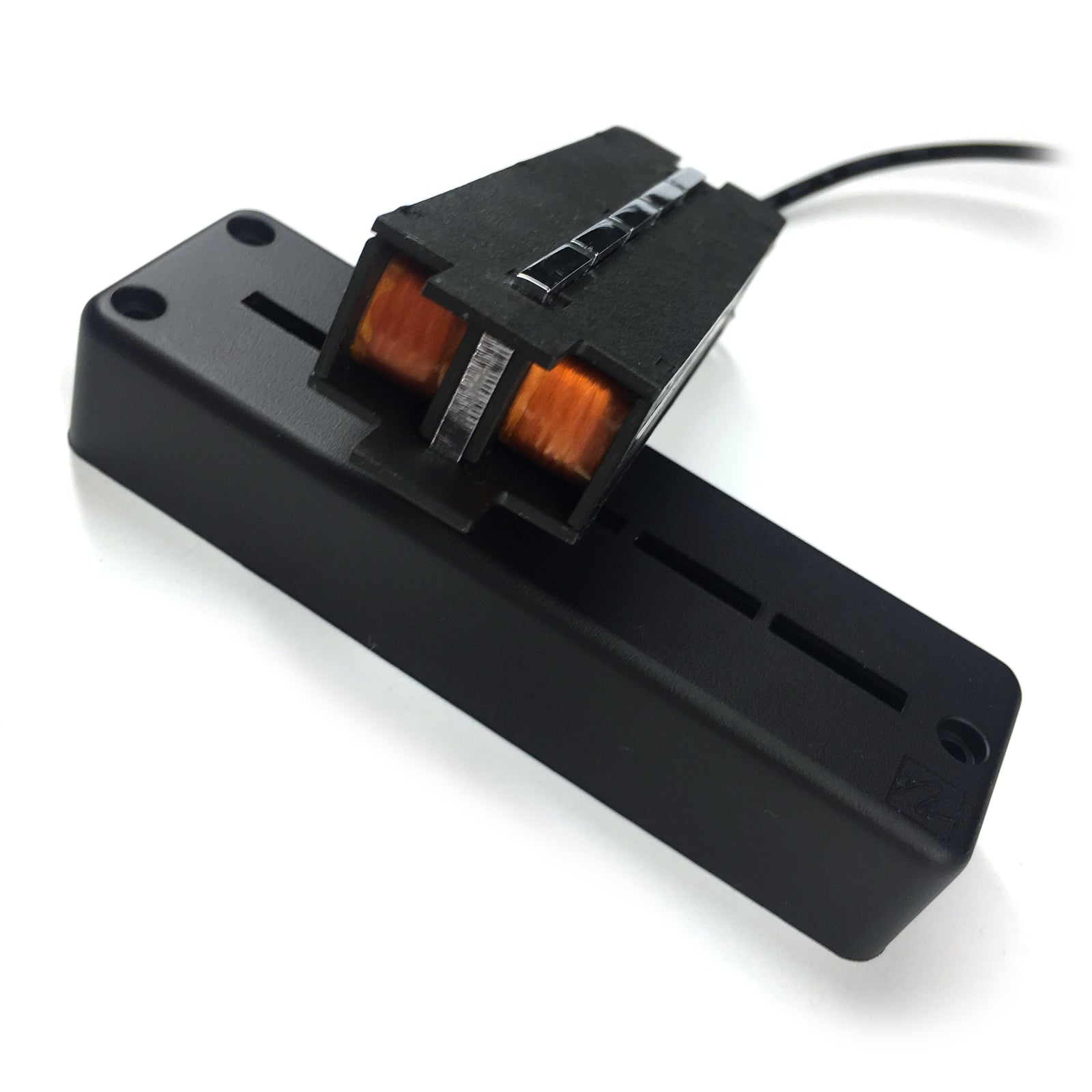 pickup on top of shell view of Zen Blade 5