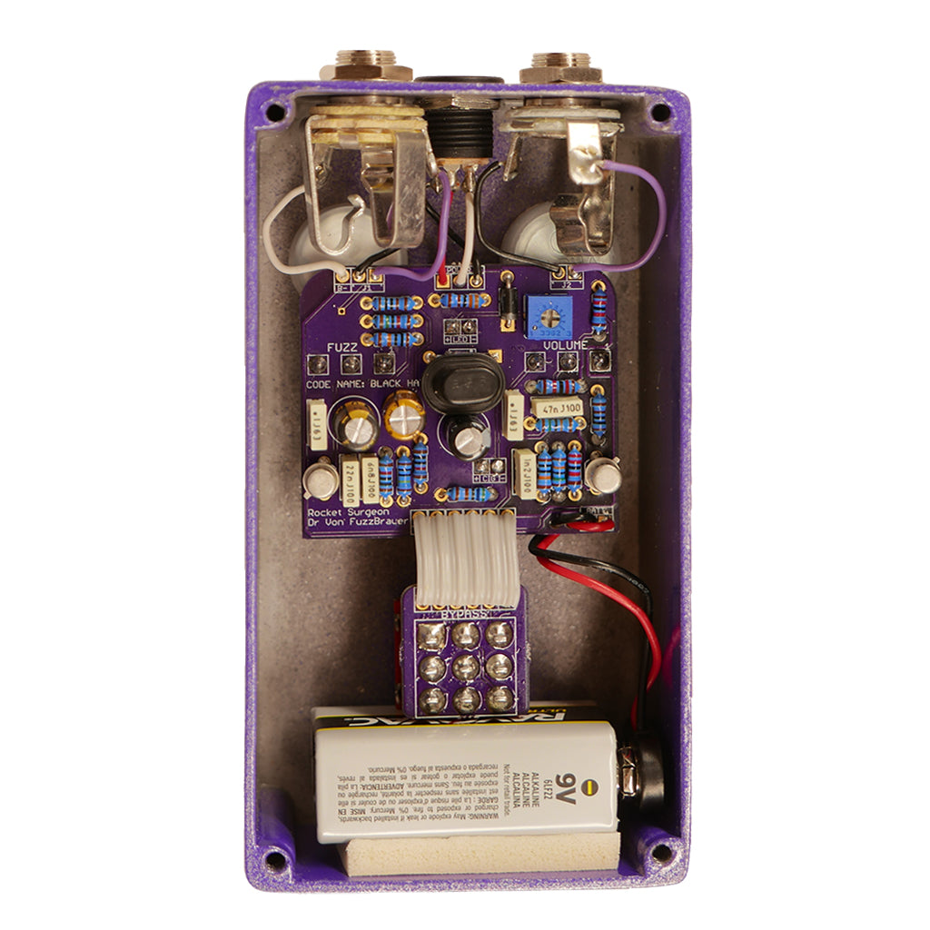 Internal view of Nordstrand Rocket Surgeon Blackhat Fuzz Effect Guitar Pedal